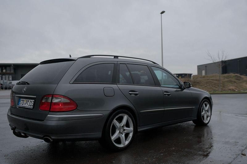 Gebraucht Mercedes E320 Avantgarde 224 PS (164 kW) 2007 Grau Kombi