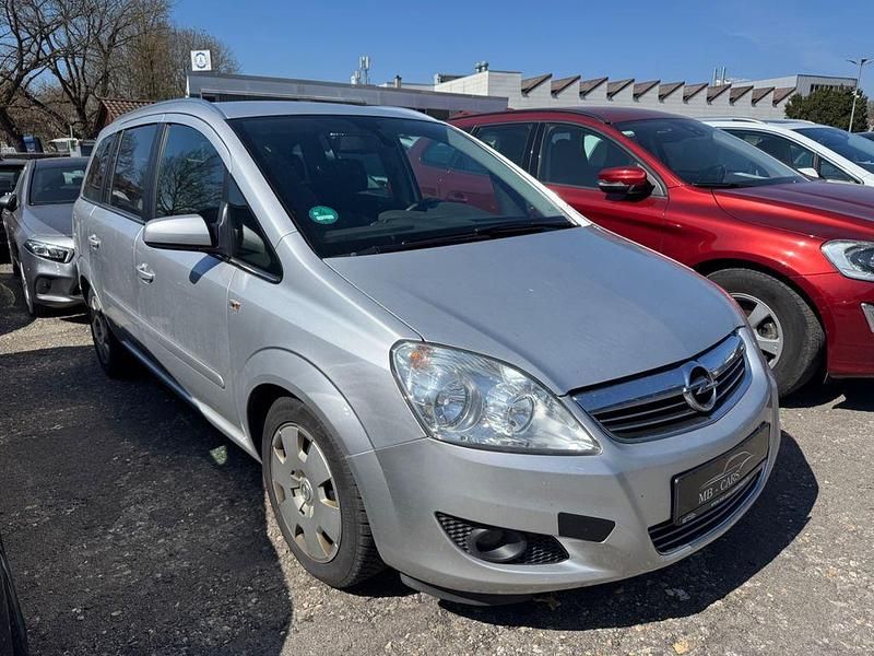 Gebraucht Opel Zafira Edition 140 PS (102 kW) 2008 Silber Van / Kleinbus