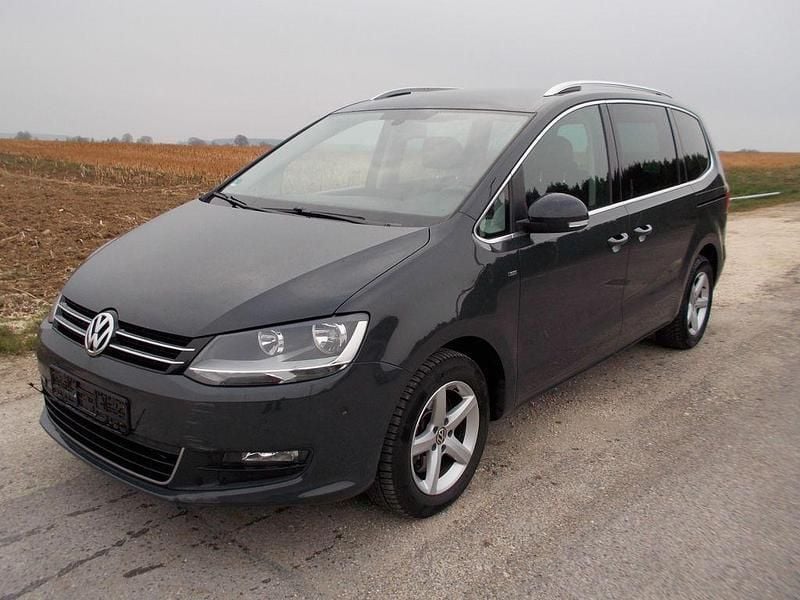 Gebraucht VW Sharan Cup 140 PS (102 kW) 2015 Grau Van / Kleinbus