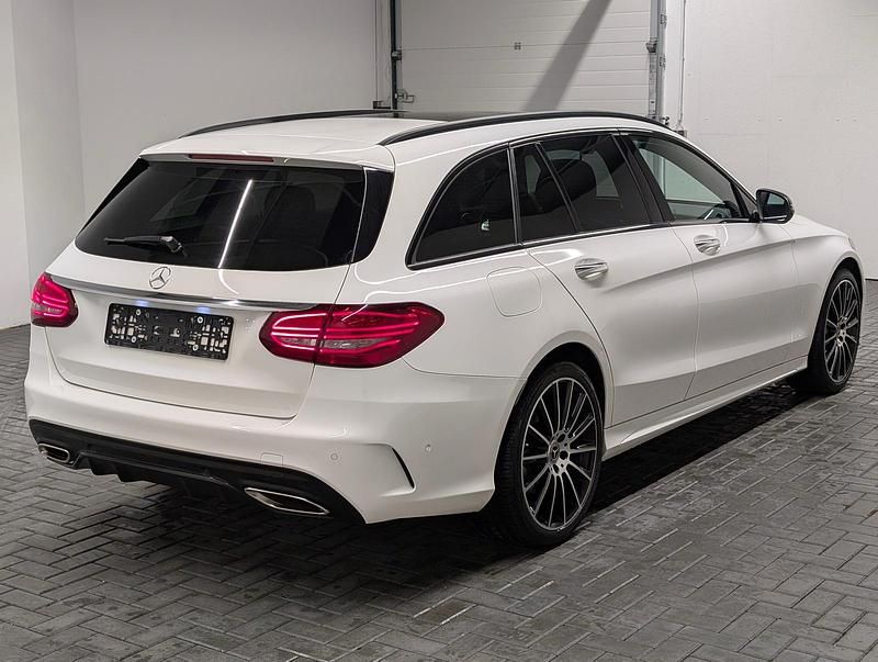 Gebraucht Mercedes C400 AMG line 333 PS (244 kW) 2018 Polarweiss Kombi