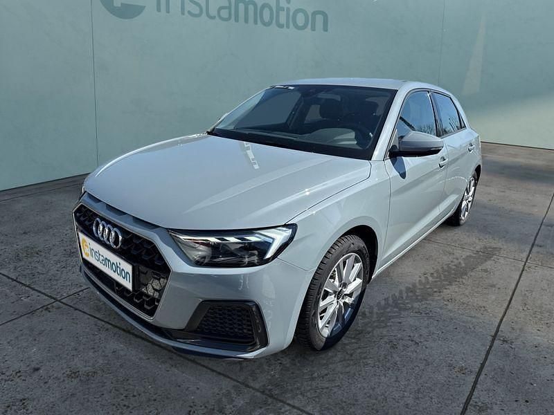 Grau Gebraucht 2024 Audi A1 Sportback Kleinwagen | 20.399 € (Guter Preis) - Bild 1/4