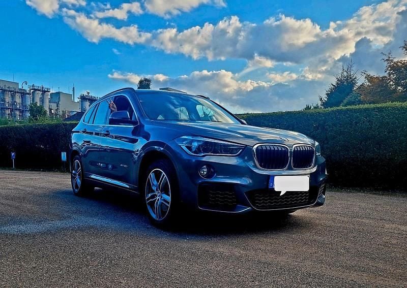 Grau Gebraucht 2016 BMW X1 M Sport SUV | 19.500 € (Guter Preis) - Bild 1/1