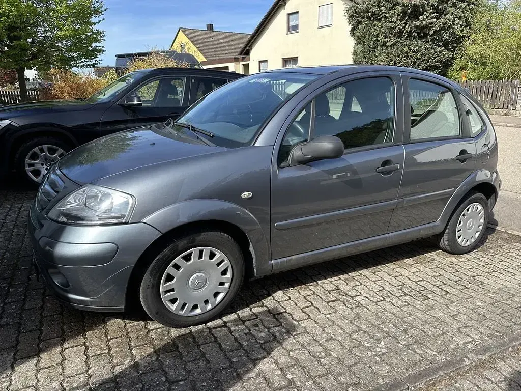 Gebraucht Citroën C3 Tonic 68 PS (50 kW) 2009 Grau Limousine
