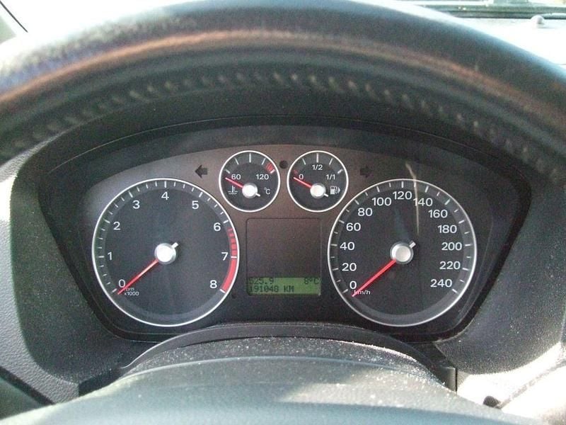 Gebraucht Ford C-MAX Trend 101 PS (74 kW) 2006 Silber Van / Kleinbus