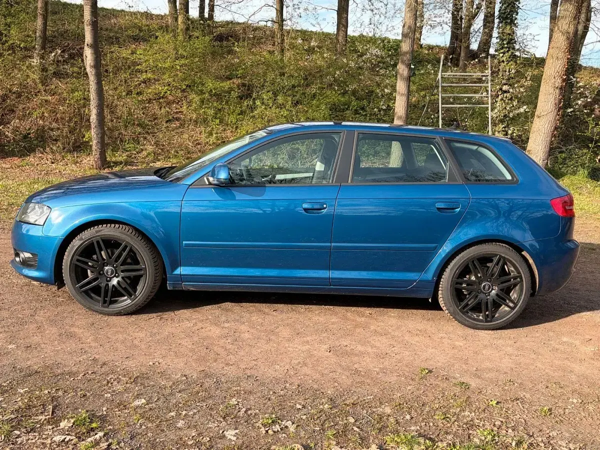 Gebraucht Audi A3 Sport 140 PS (102 kW) 2009 Blau Kleinwagen