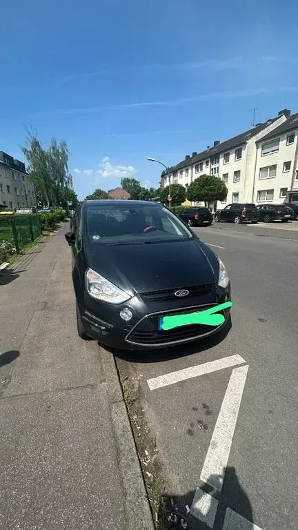 Gebraucht Ford S-MAX Titanium 140 PS (102 kW) 2011 Schwarz Van / Kleinbus