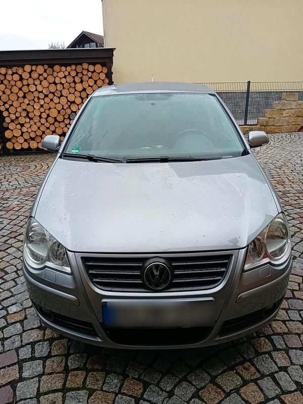 Silber Gebraucht 2009 VW Polo United Kleinwagen | 2.499 € (Fairer Preis) - Bild 1/4