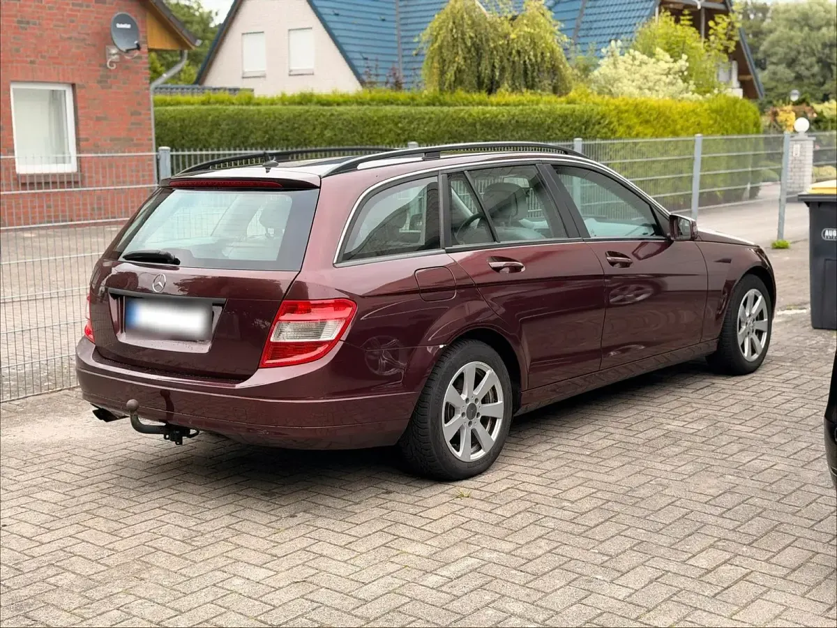 Gebraucht Mercedes C200 136 PS (100 kW) 2008 Rot Kombi
