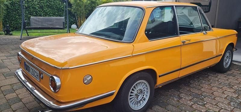 Second-hand BMW 2002 101 CP (74 kW) 1973 Portocaliu Berlinǎ
