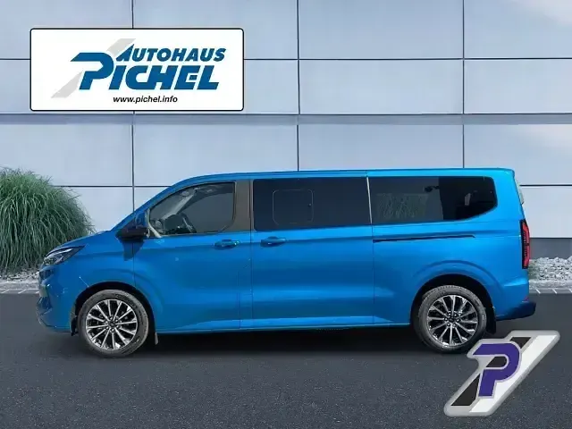 Neu Ford Tourneo Custom Titanium X 170 PS (125 kW) 2026 Blau Van