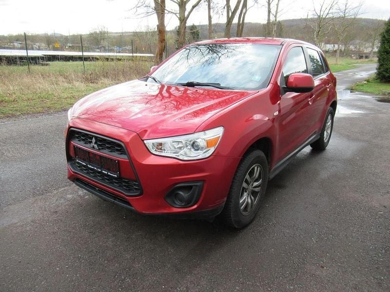 Gebraucht Mitsubishi ASX Plus 117 PS (86 kW) 2015 Rot SUV