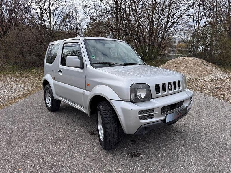 Gebraucht Suzuki Jimny 86 PS (63 kW) 2010 Silber SUV