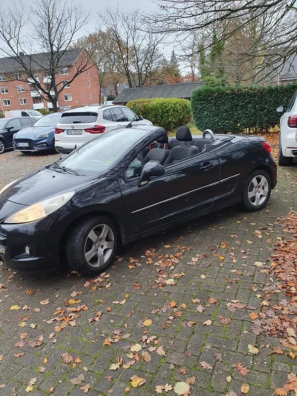 Schwarz Gebraucht 2011 Peugeot 207 CC Cabrio | 2.500 € (Superpreis) - Bild 1/4