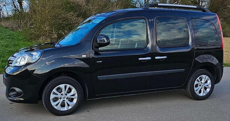 Gebraucht Renault Kangoo LIMITED 114 PS (83 kW) 2016 Metal black Van / Kleinbus