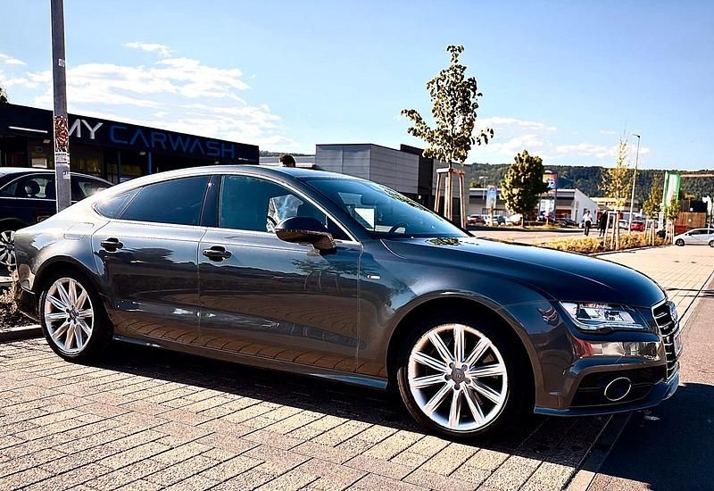 Grau Gebraucht 2012 Audi A7 S-Line Limousine | 14.490 € (Guter Preis) - Bild 1/4