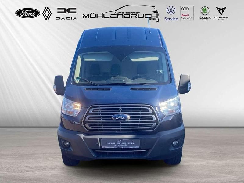 Gebraucht Ford Transit Trend 131 PS (96 kW) 2017 Blau Pickup
