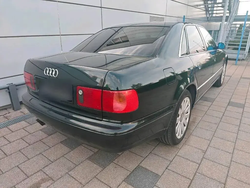 Gebraucht Audi A8 193 PS (141 kW) 1996 Grün Limousine