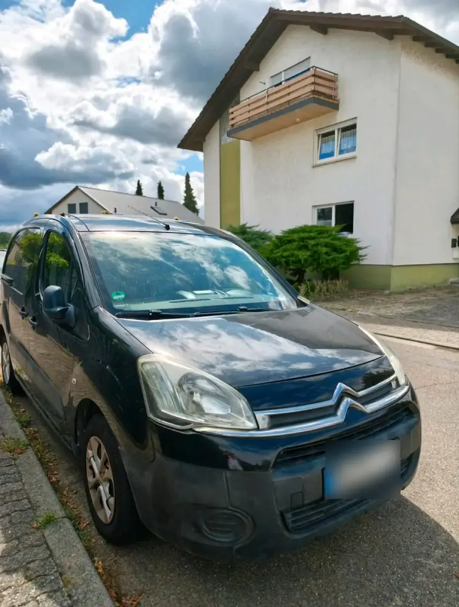 Gebraucht Citroën Berlingo 66 PS (48 kW) 2012 Schwarz Van / Kleinbus