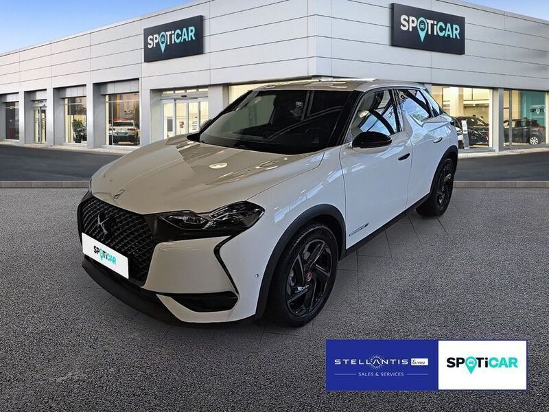 Weiß Gebraucht 2022 DS Automobiles DS3 Crossback E-Tense SUV | 22.990 € (Teuer) - Bild 1/4