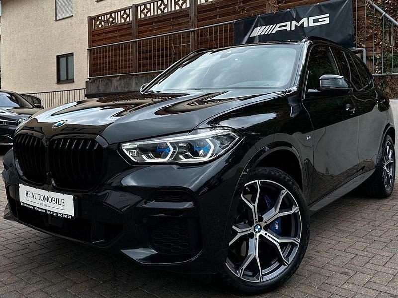 Schwarz Gebraucht 2022 BMW X5 M Sport SUV | 53.499 € (Fairer Preis) - Bild 1/4