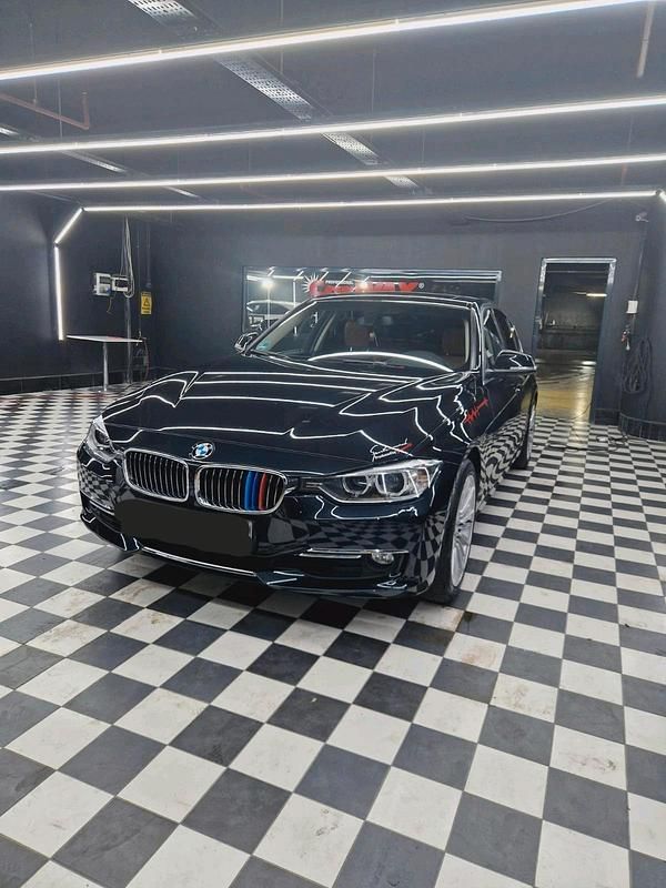 Gebraucht BMW 328 Luxury Line 245 PS (180 kW) 2012 Schwarz Limousine