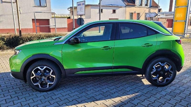 Gebraucht Opel Mokka Ultimate 131 PS (96 kW) 2021 Matcha green/ikone gruen SUV