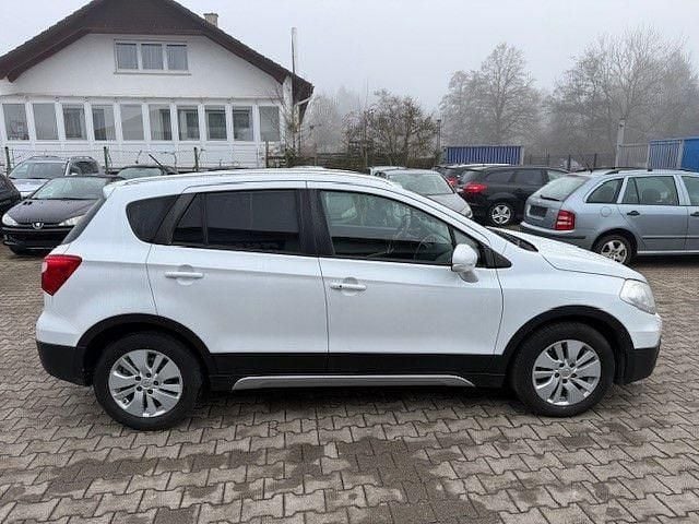 Gebraucht Suzuki SX4 S-Cross Comfort+ 120 PS (88 kW) 2015 Weiß SUV