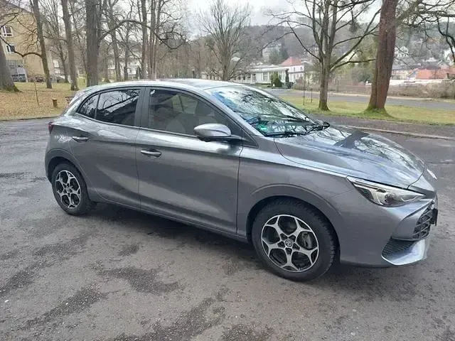 Gebraucht MG MG3 Luxury 194 PS (142 kW) 2025 Grau Kleinwagen