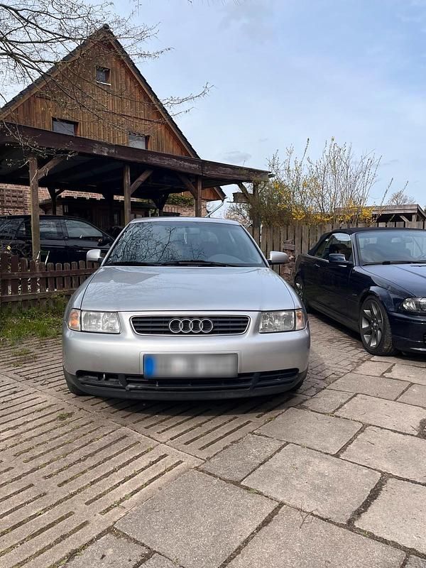 Usata Audi A3 101 CV (74 kW) 2000 Argento Utilitaria
