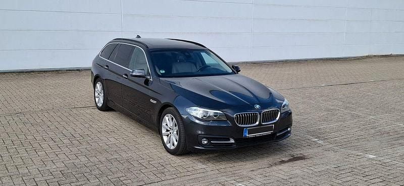 Gebraucht BMW 520 190 PS (139 kW) 2015 Schwarz Kombi