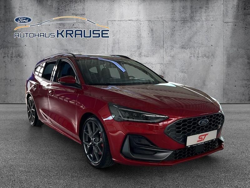Neu Ford Focus ST 280 PS (205 kW) 2025 Fantastic red metallic Limousine