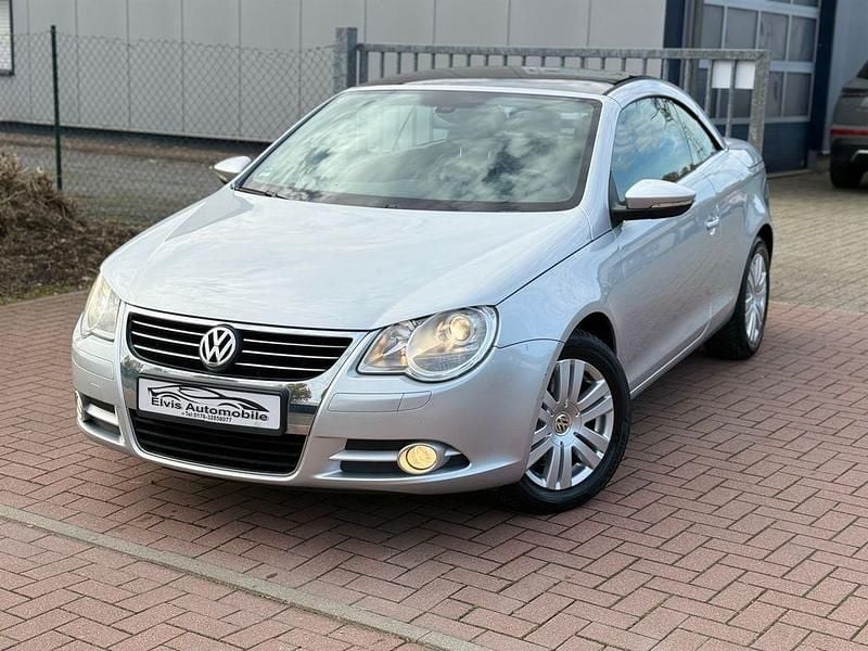 Second-hand VW Eos Edition 140 CP (102 kW) 2011 Argintiu Cabrio