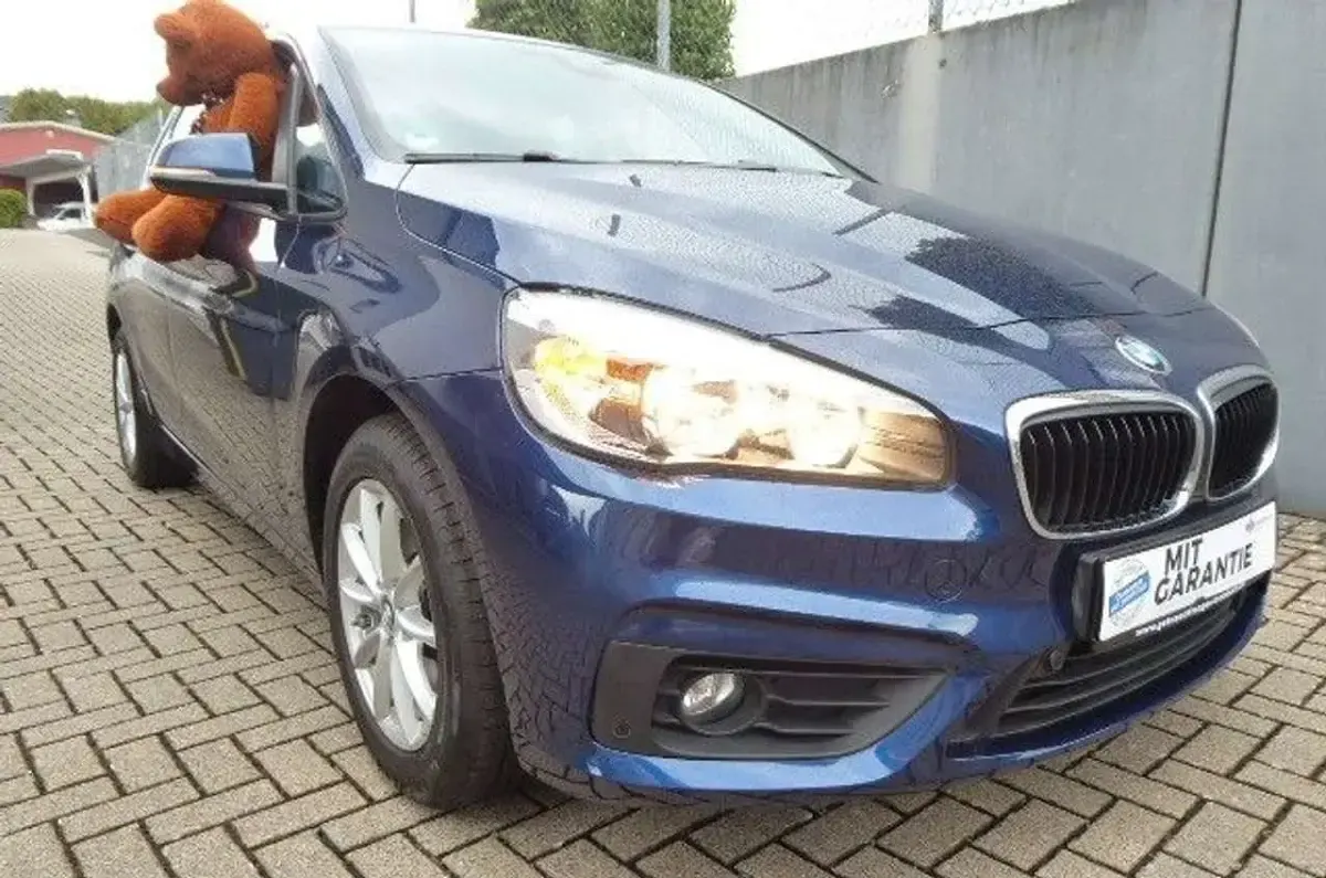 Gebraucht BMW 218 136 PS (100 kW) 2015 Mediterranblau metallic Van / Kleinbus