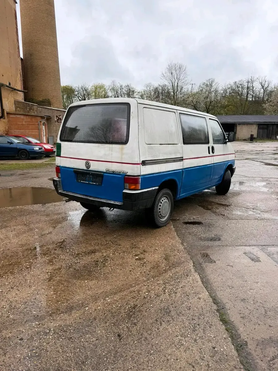 Gebraucht VW Transporter 68 PS (50 kW) 1996 Blau Van