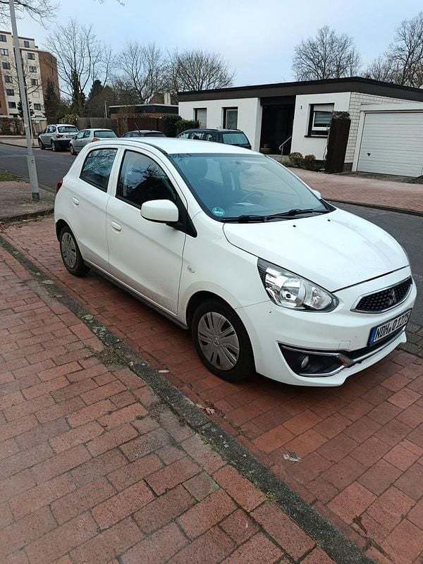 Gebraucht Mitsubishi Space Star 80 PS (58 kW) 2016 Weiß Kleinwagen