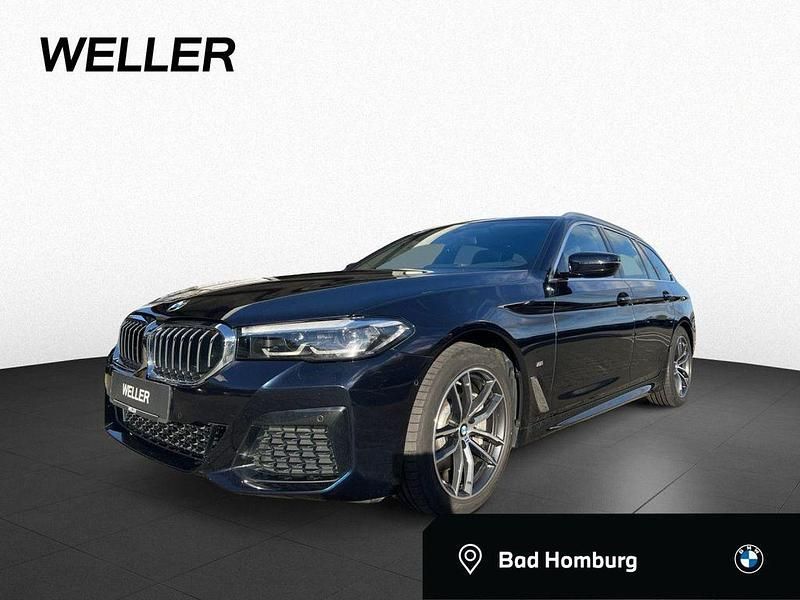 Carbonschwarz (schwarz) Gebraucht 2022 BMW 530 M Sport Kombi | 37.870 € (Fairer Preis) - Bild 1/4