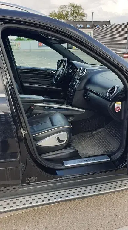 Gebraucht Mercedes ML350 AMG 231 PS (169 kW) 2011 Schwarz SUV