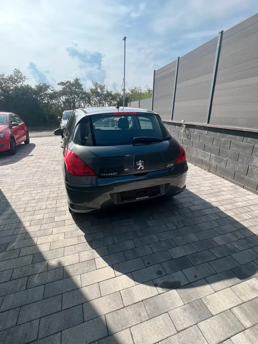 Gebraucht Peugeot 308 120 PS (88 kW) 2009 Grau Limousine