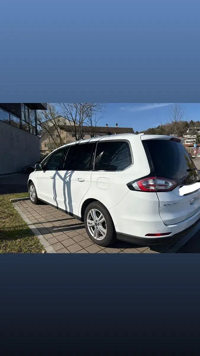 Gebraucht Ford Galaxy 190 PS (139 kW) 2022 Weiß Van / Kleinbus