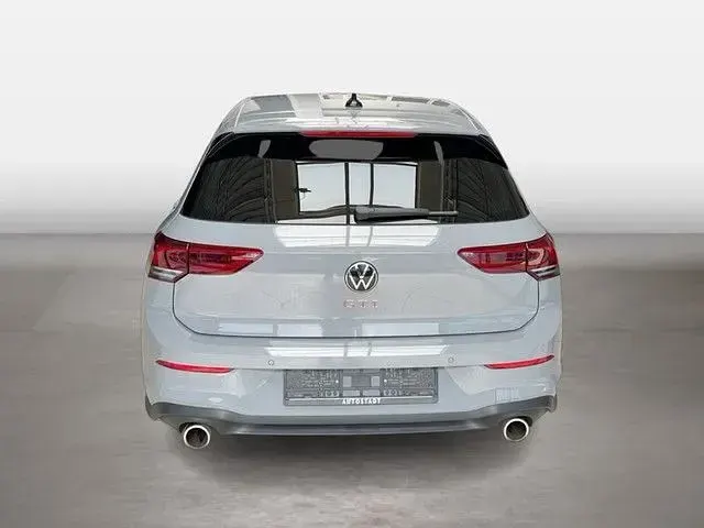 Gebraucht VW Golf VIII GTI 245 PS (180 kW) 2024 Grau Limousine