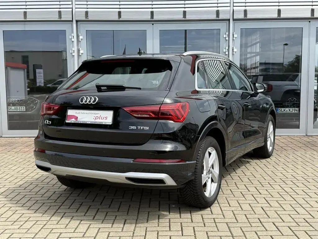 Gebraucht Audi Q3 Advanced Plus 150 PS (110 kW) 2022 Schwarz metallic SUV