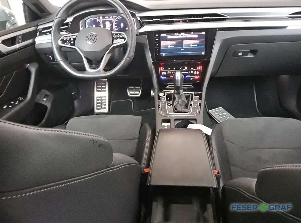 Gebraucht VW Arteon R-line 200 PS (147 kW) 2023 Pyritsilber metallic Kombi