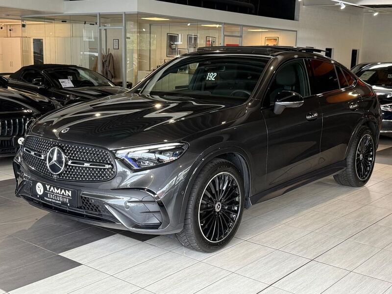 Grau Gebraucht 2024 Mercedes GLC300 AMG Coupé | 68.750 € (Fairer Preis) - Bild 1/4