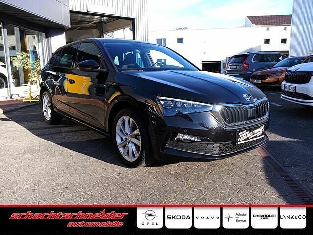Gebraucht Skoda Scala Style 150 PS (110 kW) 2022 Blackmagic perleffekt Kleinwagen