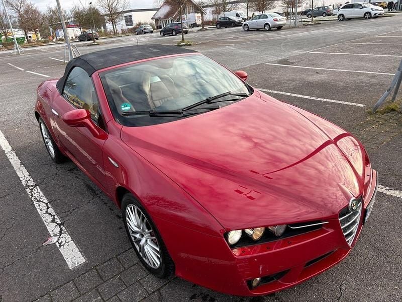 Gebraucht Alfa Romeo Spider 185 PS (136 kW) 2009 Rot Cabrio