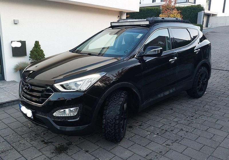 Schwarz Gebraucht 2013 Hyundai Santa Fe Style SUV | 10.900 € (Fairer Preis) - Bild 1/4