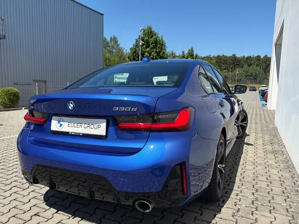 Gebraucht BMW 330 M Sport 286 PS (210 kW) 2025 Blau Limousine