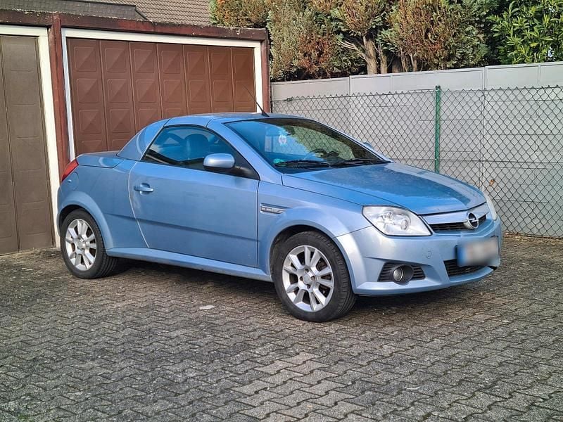 Gebraucht Opel Tigra 125 PS (91 kW) 2007 Cabrio