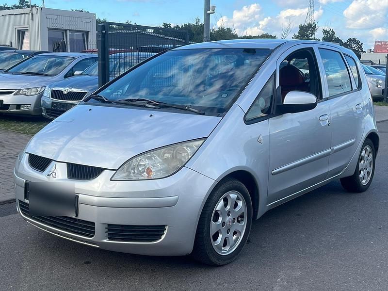 Grau Gebraucht 2005 Mitsubishi Colt Kleinwagen | 2.000 € - Bild 1/4