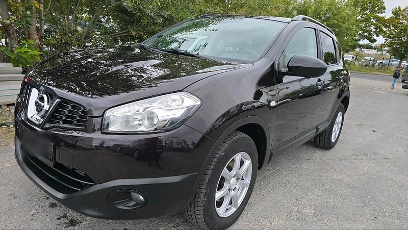 Violet Gebraucht 2013 Nissan Qashqai SUV | 6.300 € (Superpreis) - Bild 1/4
